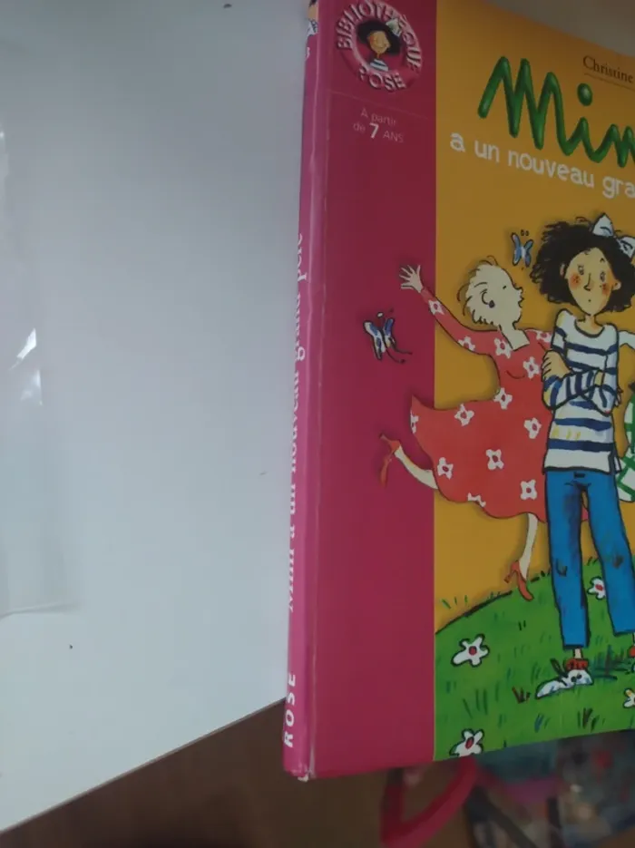 Livre Mimi a un nouveau grand père - photo numéro 2