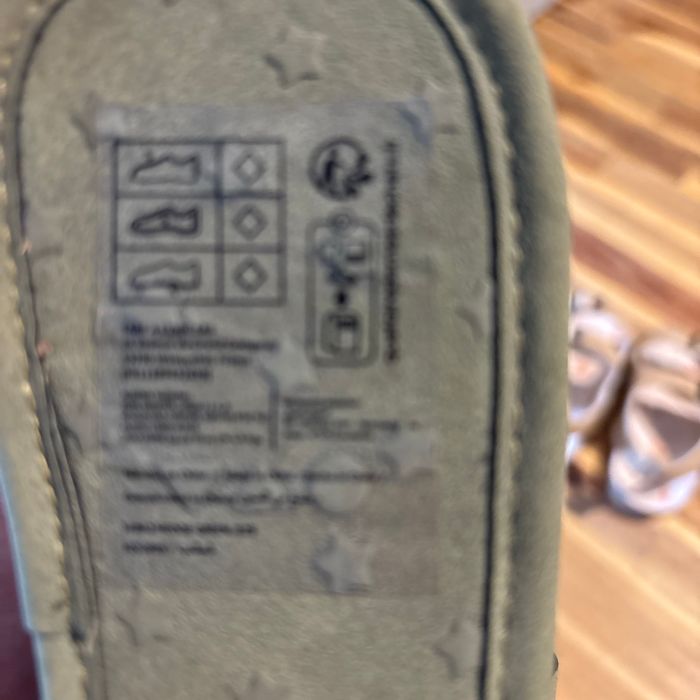 Chaussures nu pied 12-18 mois - photo numéro 3