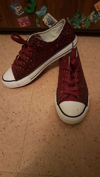 Tennis a paillettes rouge