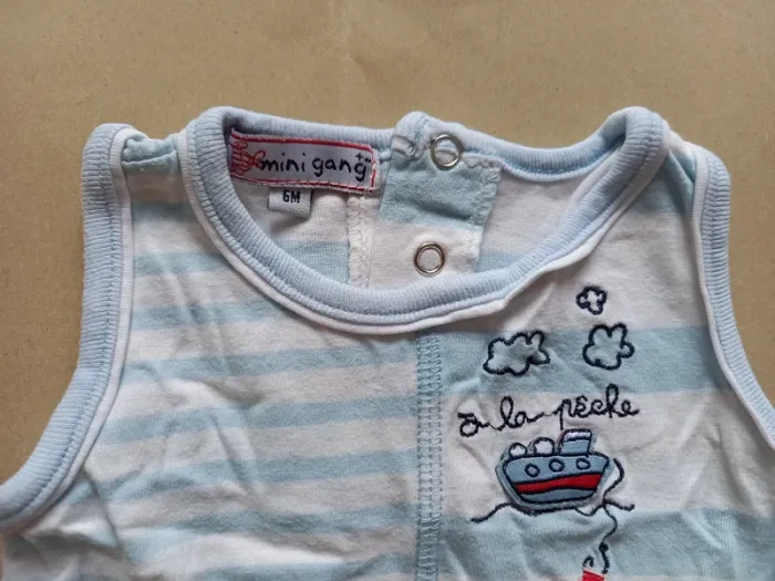 Body SM 6 mois - photo numéro 2