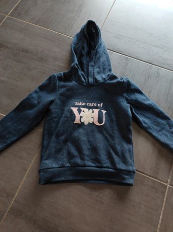 Pull à capuche 6 ans