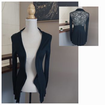 Cardigan avec dentelle au dos
