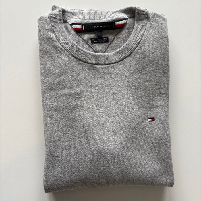 Pull tommy hilfiger gris taille S neuf