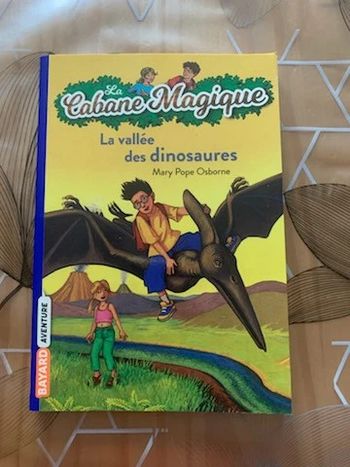 Livre la cabane magique