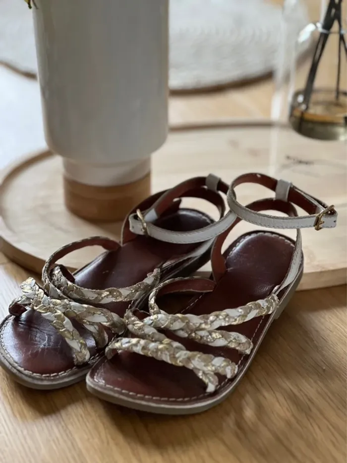 Sandale TAO taille 30 - photo numéro 4