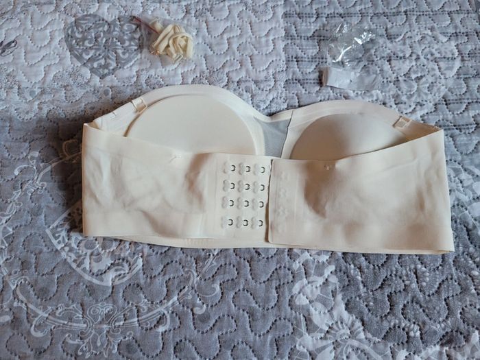 Soutien gorge bretelle amovibles - photo numéro 3