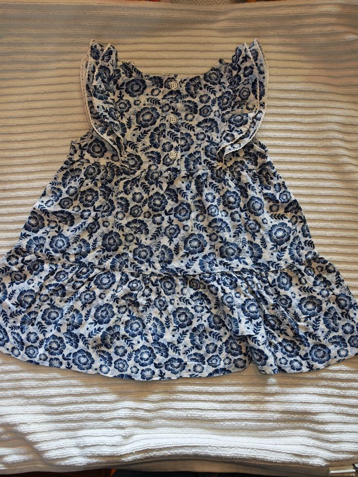 Robe lulu castagnette 2 ans - photo numéro 3