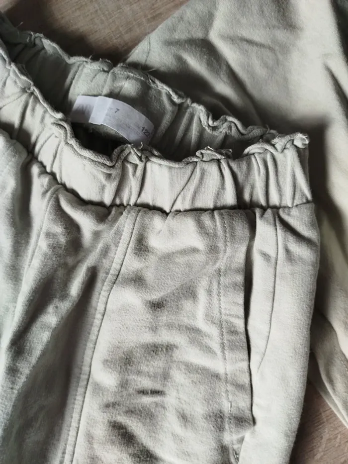 Survêtement Zara 6 ans - photo numéro 2