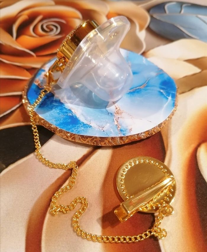 Tétine loup le mal aimé - photo numéro 3