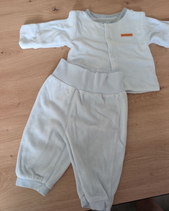 Tenu bébé