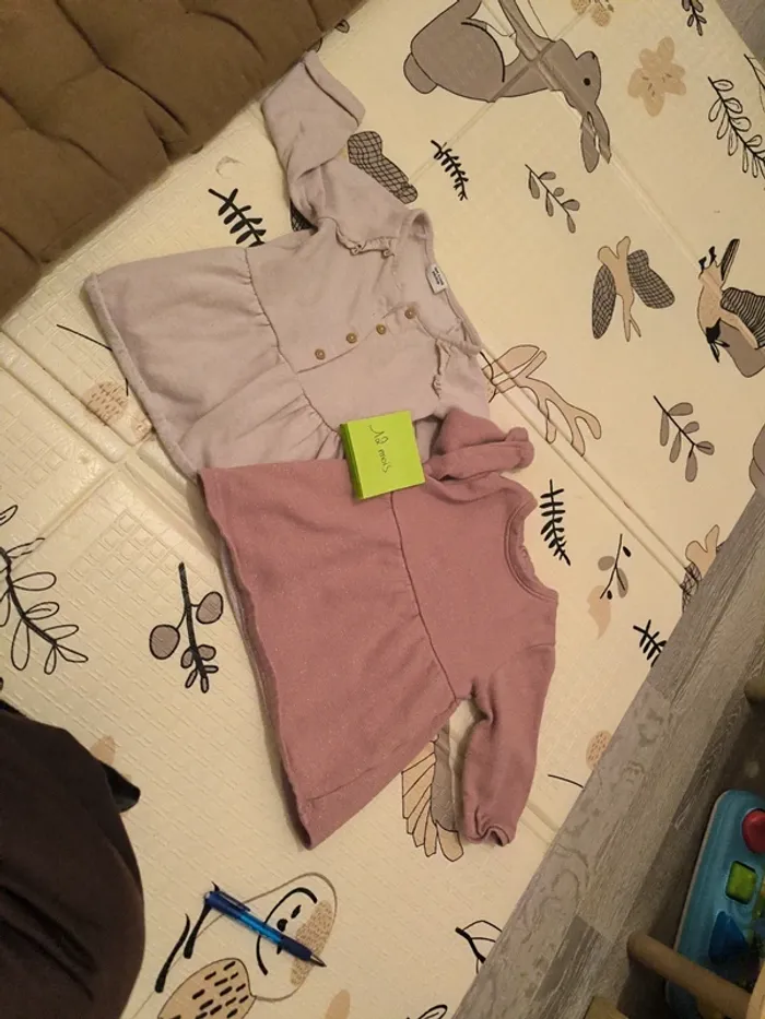 Lot de robe pull