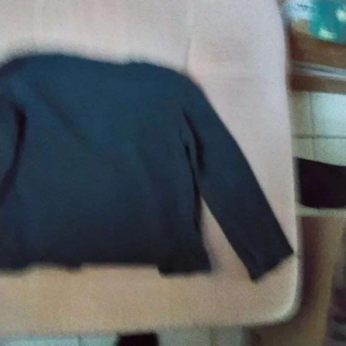 Gilet noir 4 ans - photo numéro 4