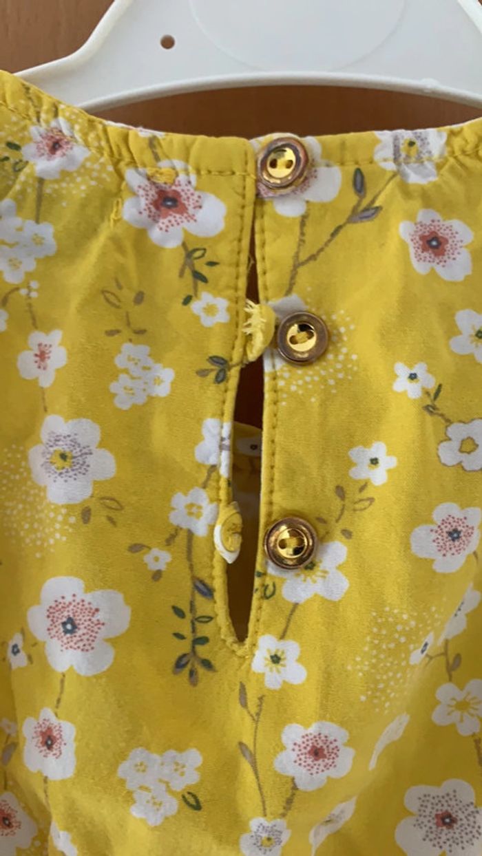 Robe jaune fleurie kiabi 18 mois - photo numéro 7