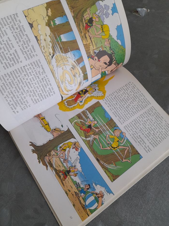 BD Astérix - photo numéro 2
