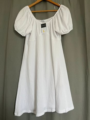 Robe blanche neuve 😍 Taille L - Primark