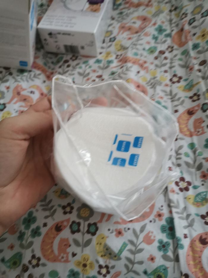 Environ 16 coussinet d'allaitement - photo numéro 2