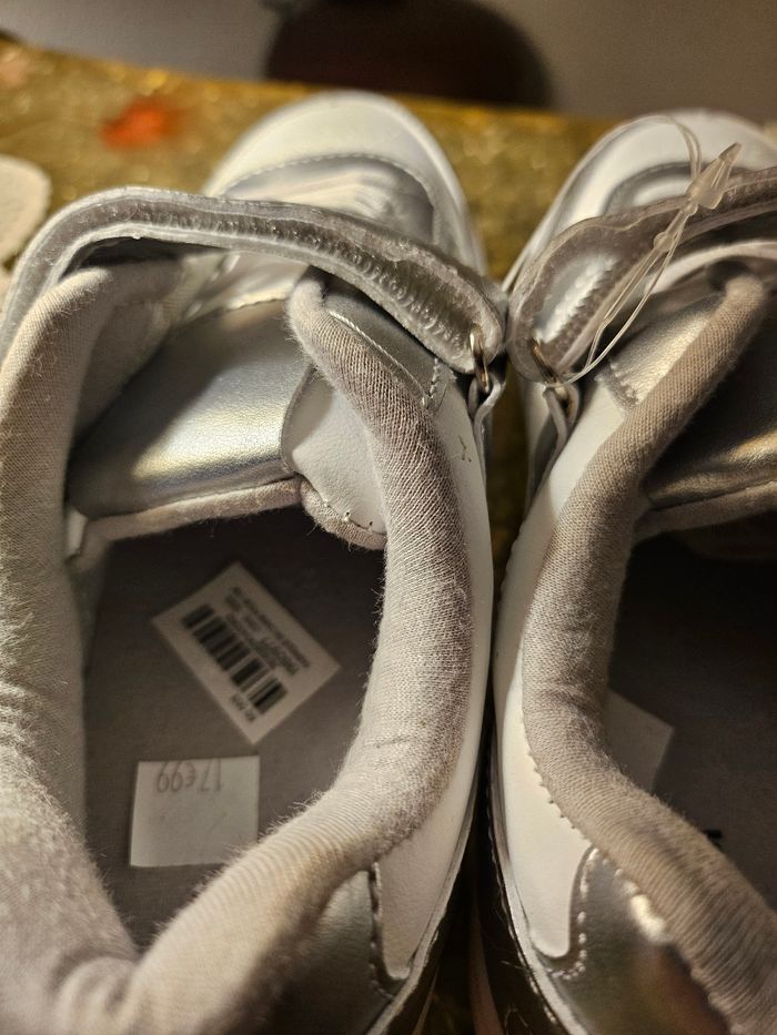 Basket fille neuve  taille 34 marque tex - photo numéro 3