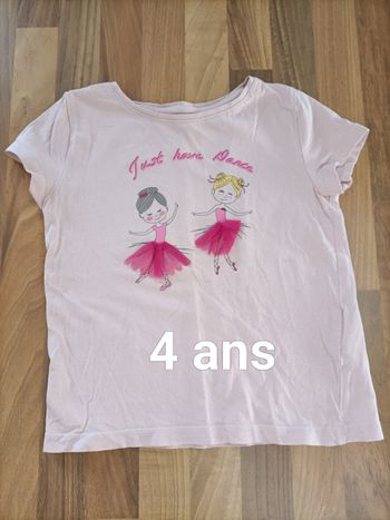 Tee-shirt rose danseuses 4 ans Kiabi 