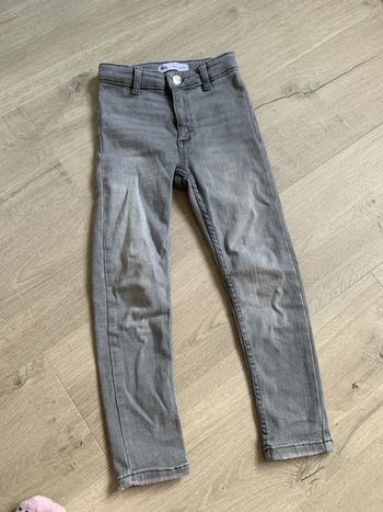 Jean gris clair, Zara, coupe slim, 7 ans en bon état