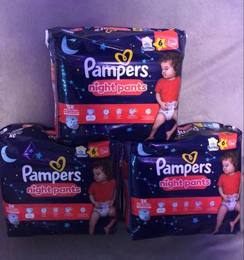 3 paquets de couches Pampers night taille 6
