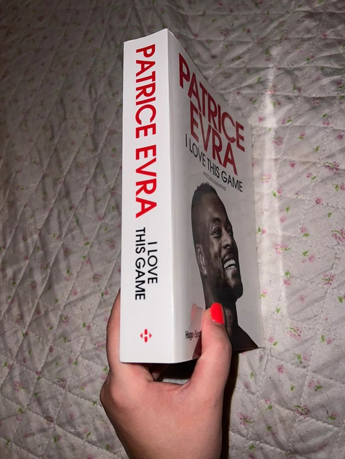 Livre Patrice Évra - photo numéro 2