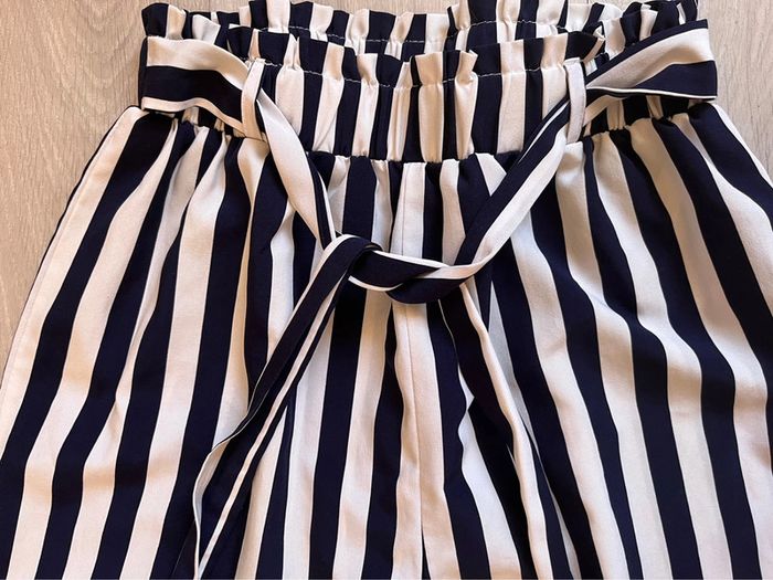 Pantalon léger marque shein taille xs - photo numéro 2