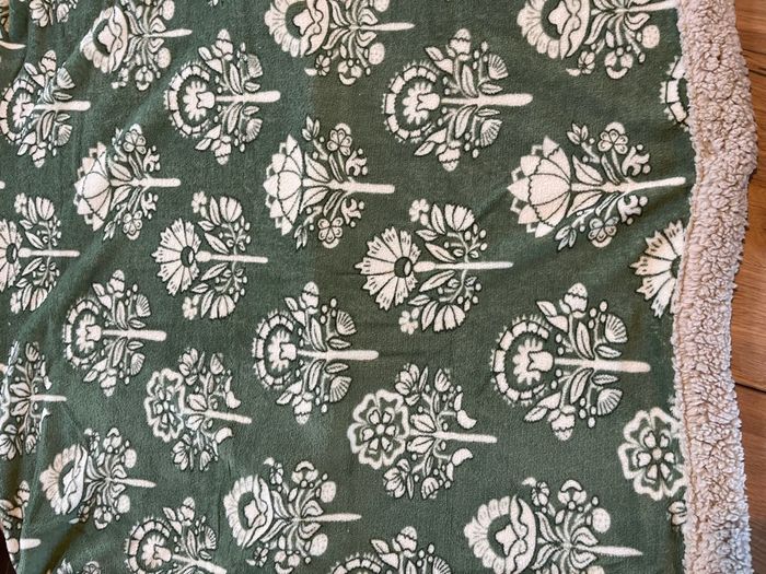 Peluche + plaid assortis - photo numéro 8