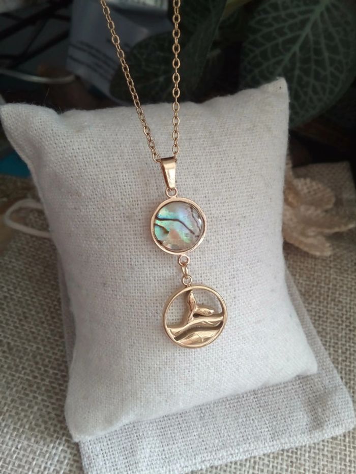 Collier vague de la vie ormeaux + carte