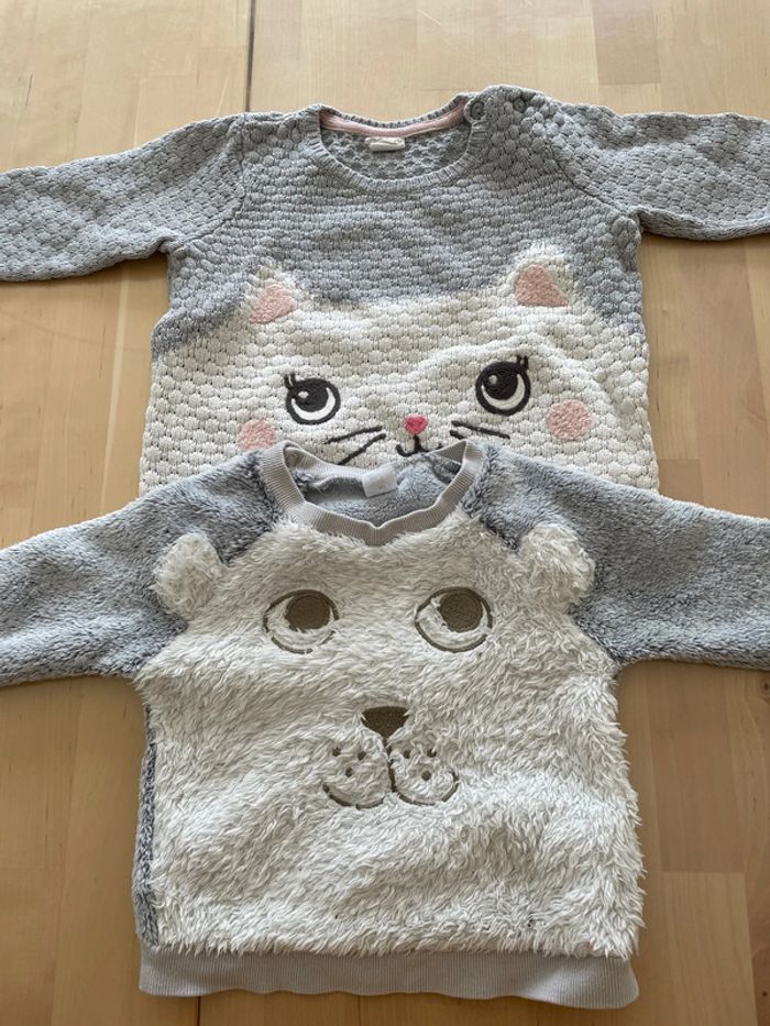 Lot de 2 pulls fille 9 mois