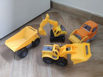 Lot véhicule de construction