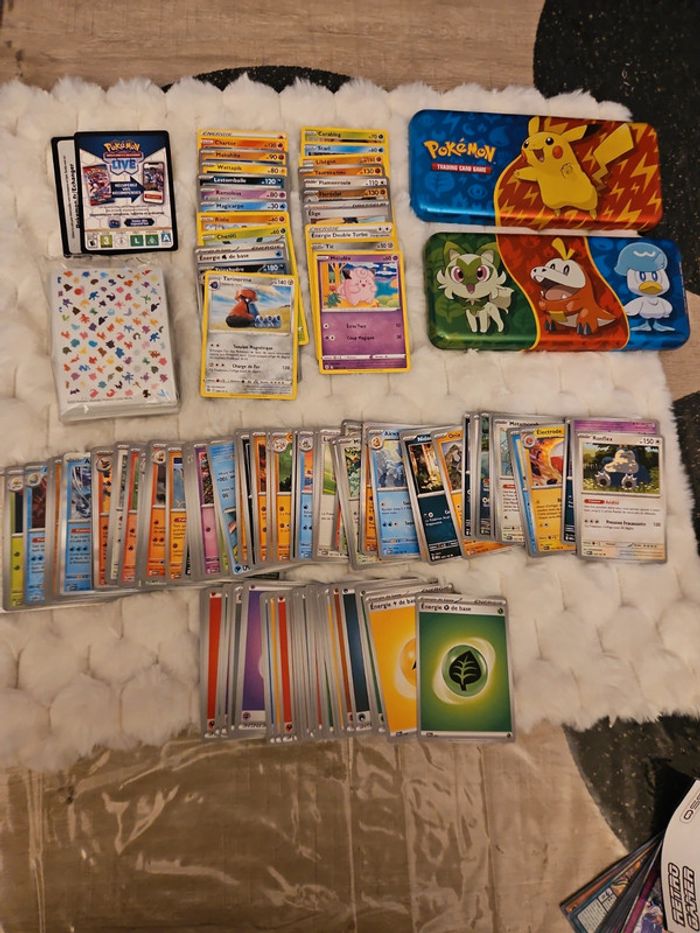 Gros lot de cartes pokemons