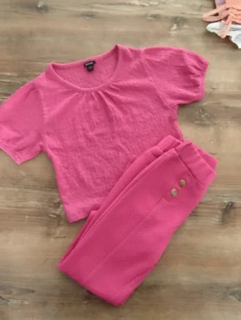 Lot t-shirt manche courte et pantalon fille