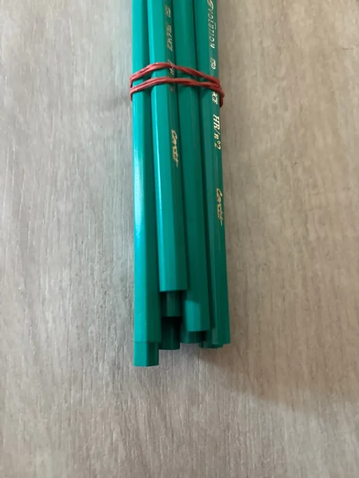9 crayons à papier Conte hb numéro 2 - photo numéro 4