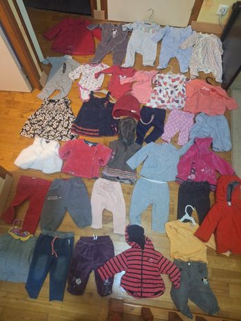 Lot 1 vêtements bébé fille 6 mois 