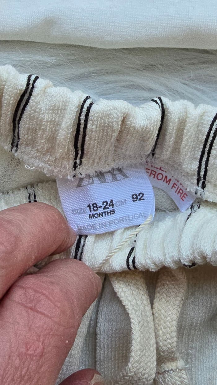 (Neufs non portés) 🏷🥰💙lot teeshirts mc et pantalon 24/36mois garçon 🥰💙 - photo numéro 6