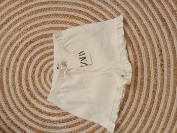 Joli short blanc côtelé Zara 4 - 5 ans neuf avec étiquette