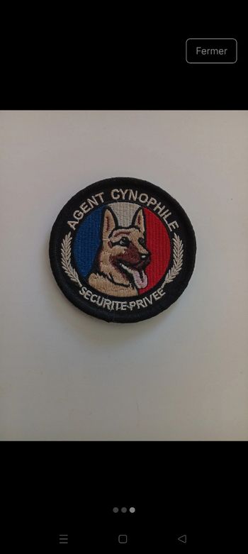 Macaron agent cynophile
