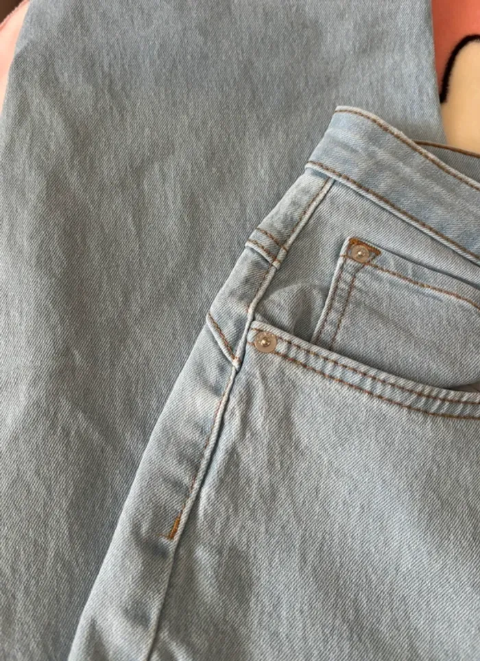 Jeans bleu clair coupe droite - photo numéro 3