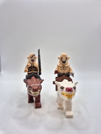 Figurines type lego Chef Orcs Azog et Bolg sur warg seigneur des anneaux / hobbit