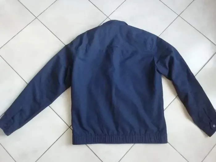 Veste légère Bonobo Taille L Quasi neuve!! - photo numéro 3