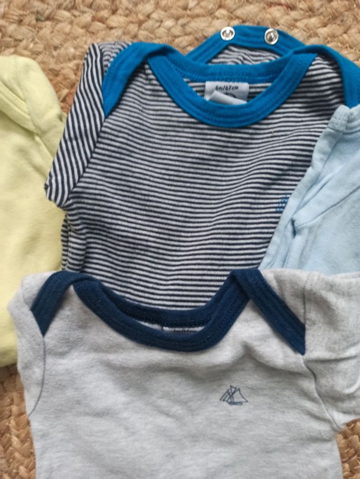 Lot de bodies petit bateau - photo numéro 3