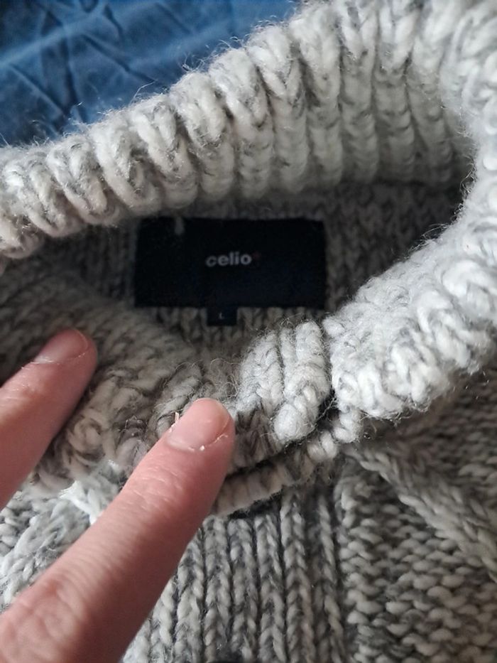 Pull chaud - photo numéro 3