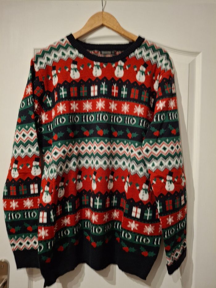 Pull moche de Noël