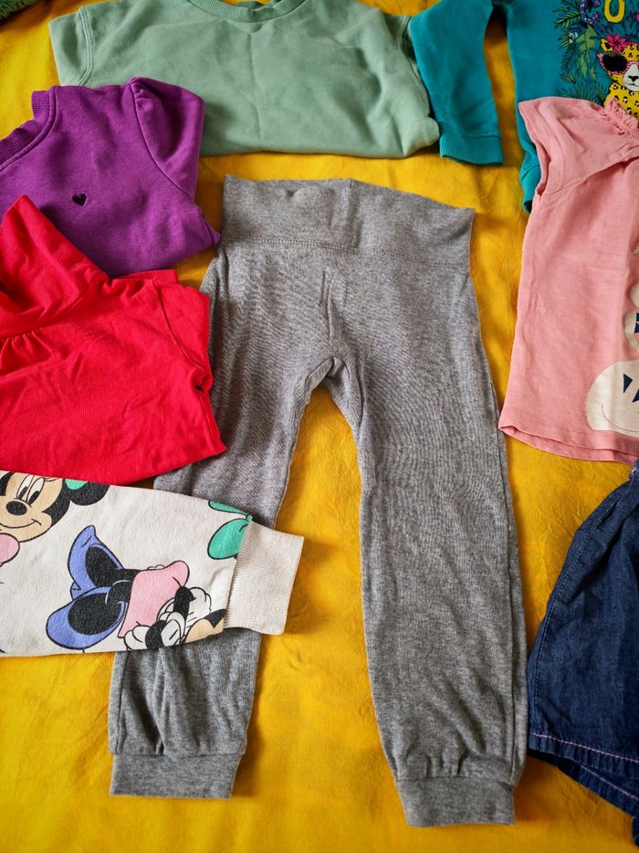 Lot vêtements fille 3 ans - photo numéro 3