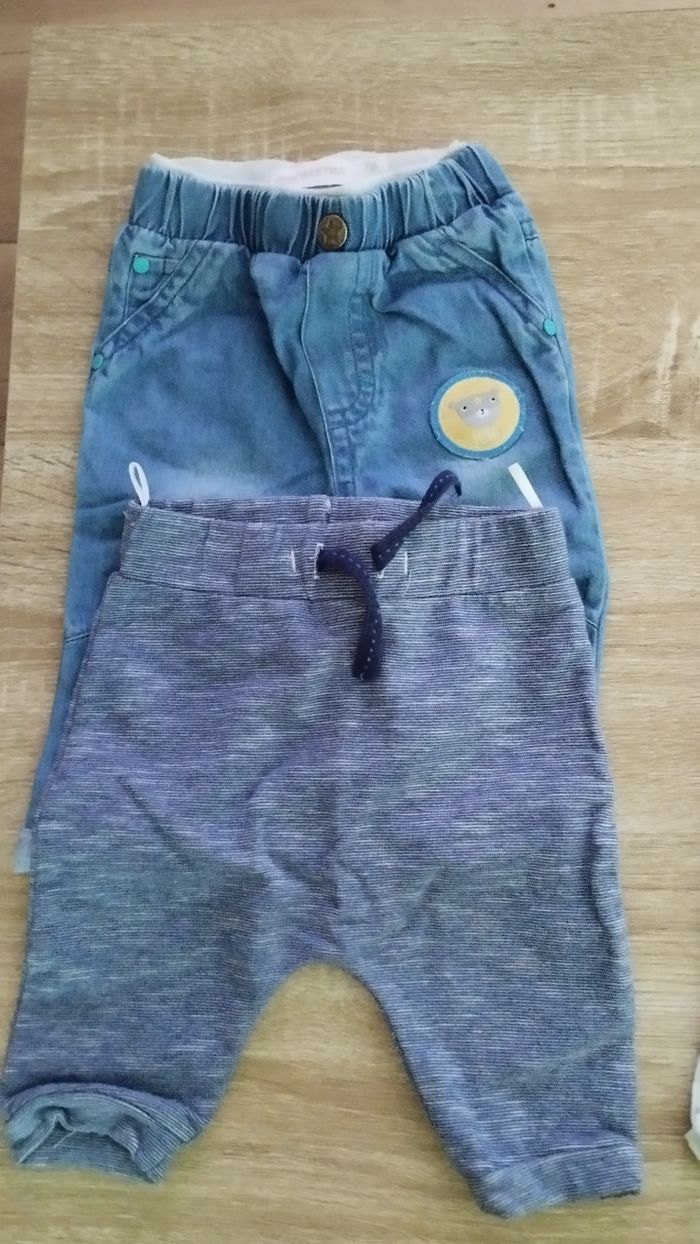 Lot pantalon bébé - photo numéro 2