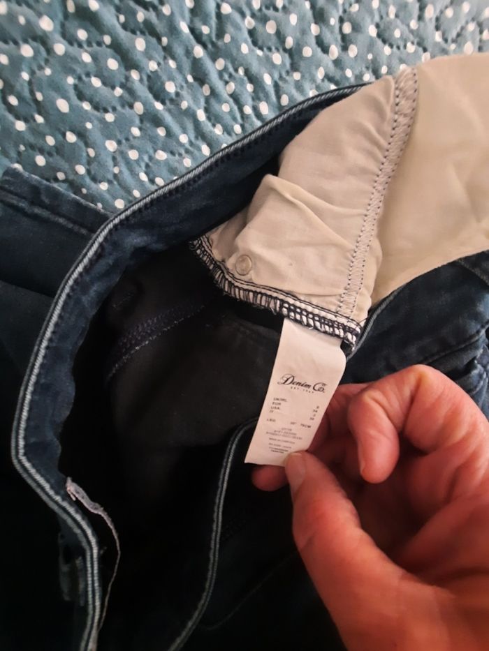 Vends jeans femme - photo numéro 4