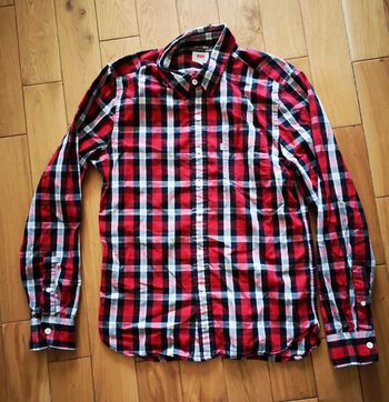 Chemise à carreaux rouge, noire et blanche Levi's taille S