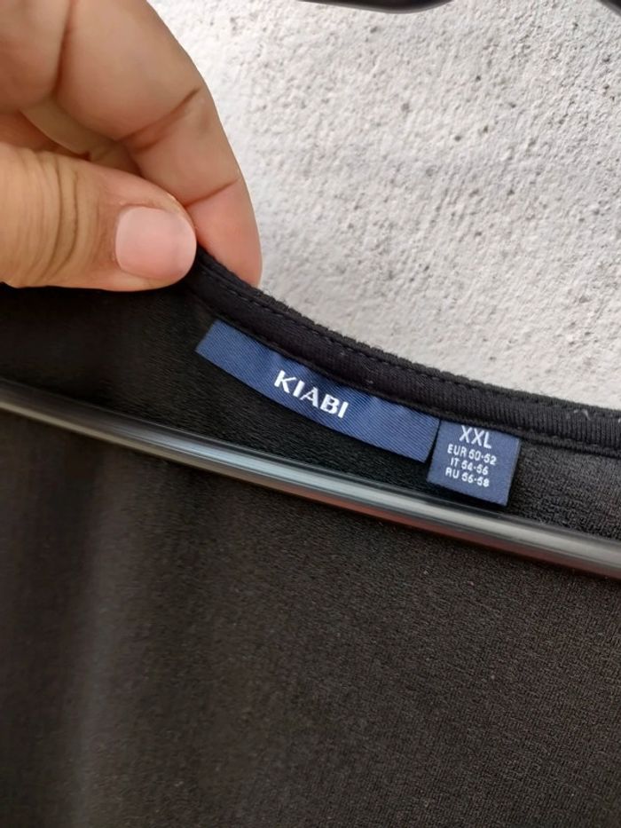 Haut noir 50 52 - photo numéro 6