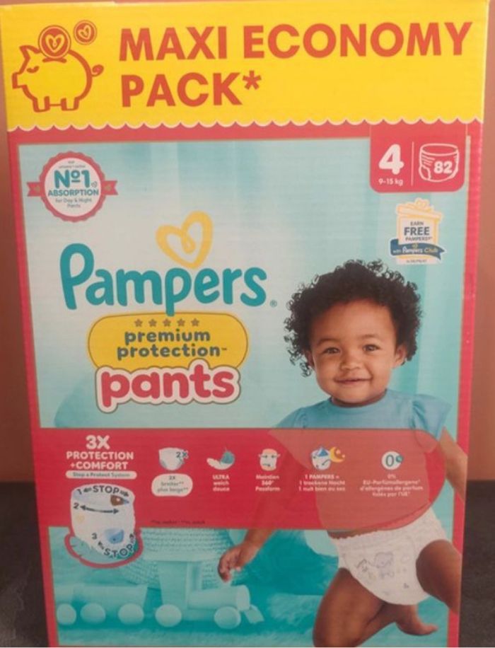 1 carton de couches Pampers pants 4