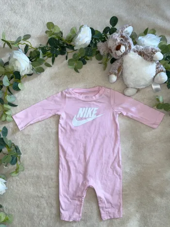 Pyjama fin NIKE 3 mois 56-62cm